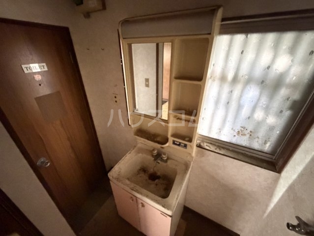 21/30 洗面