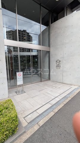 3/7 エントランス