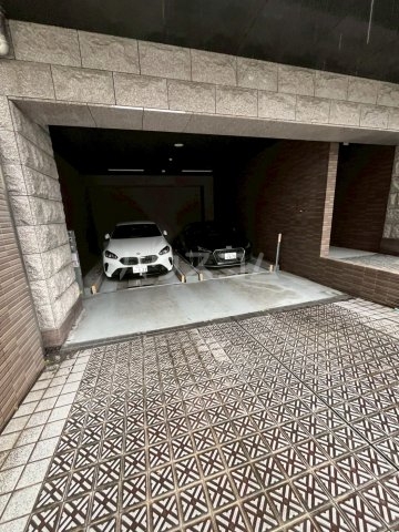 26/30 駐車場