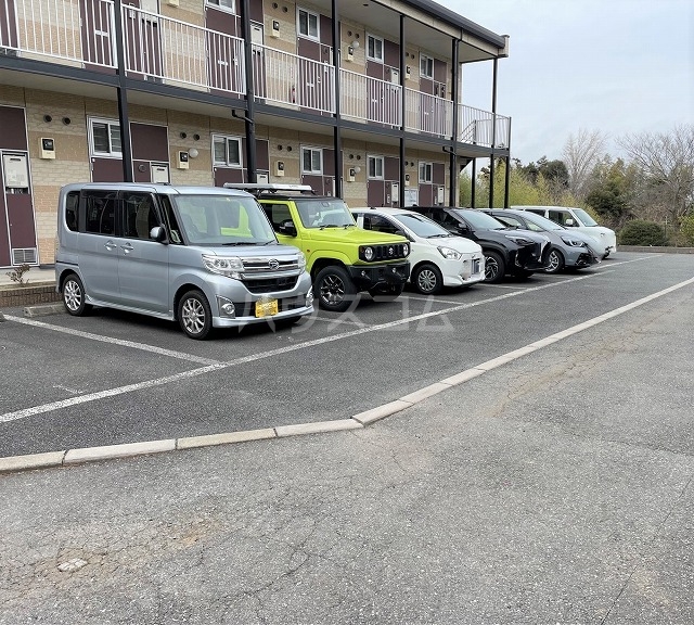 17/27 駐車場