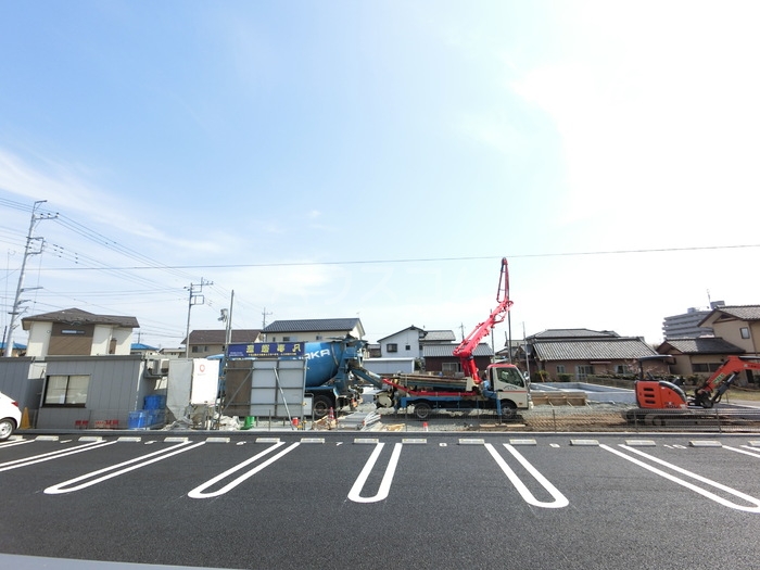 17/25 駐車場