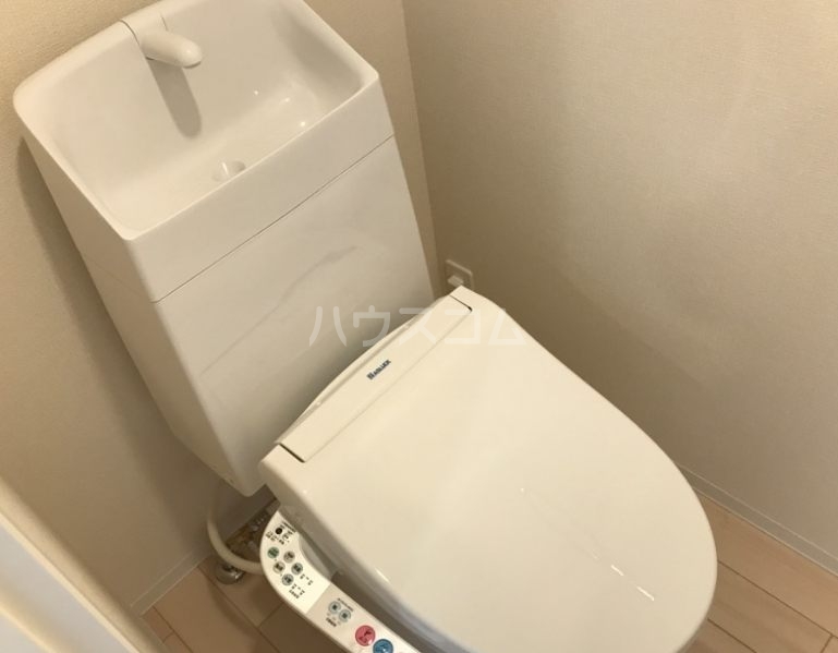 13/30 トイレ