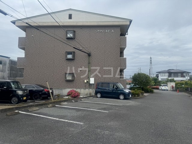 2/6 駐車場