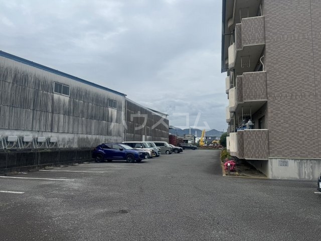 3/6 駐車場