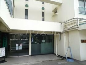 15/21 エントランス