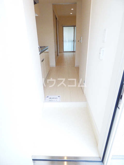 20/30 エントランス