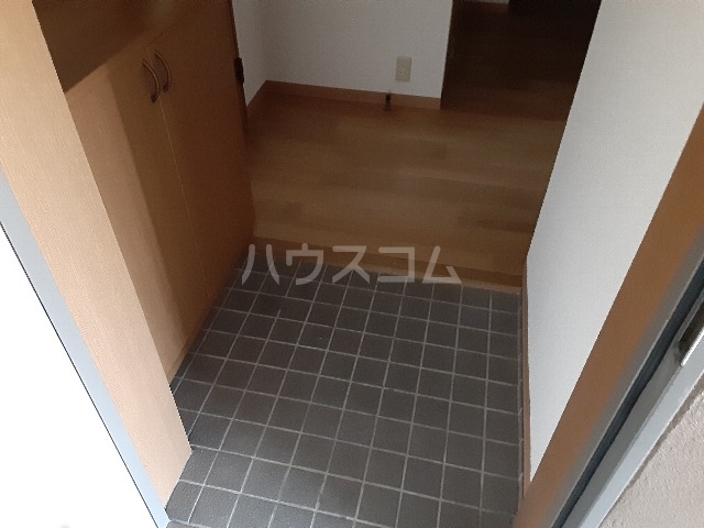 13/30 玄関