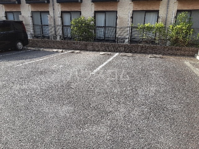 25/30 駐車場