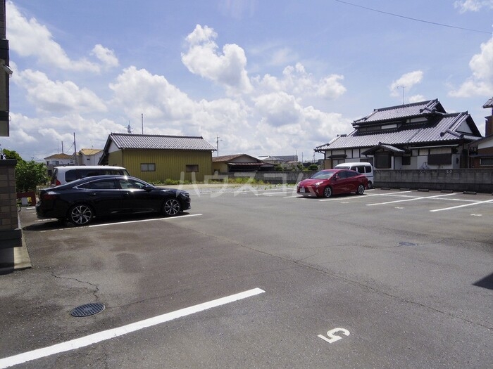 17/21 駐車場