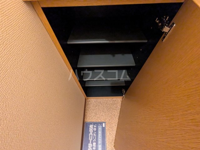 13/30 玄関