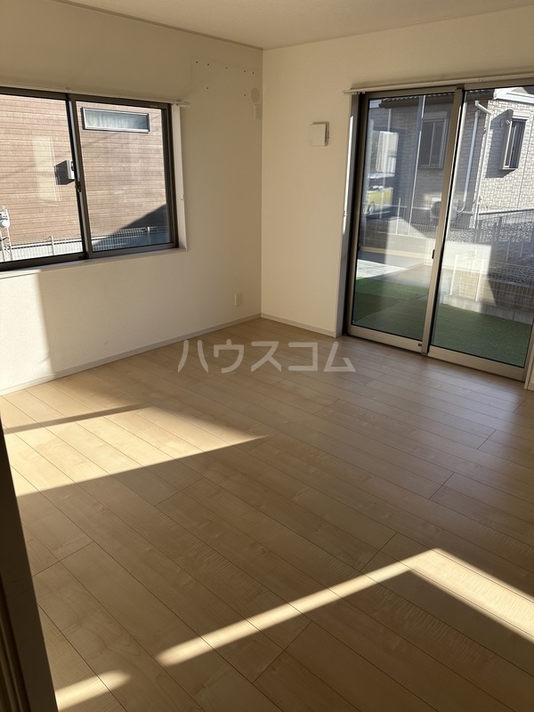 24/25 駐車場