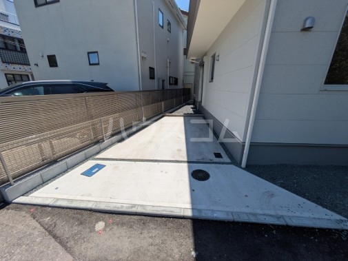 26/30 駐車場