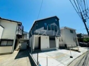 28/30 駐車場