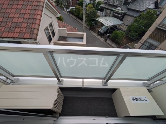 19/30 バルコニー