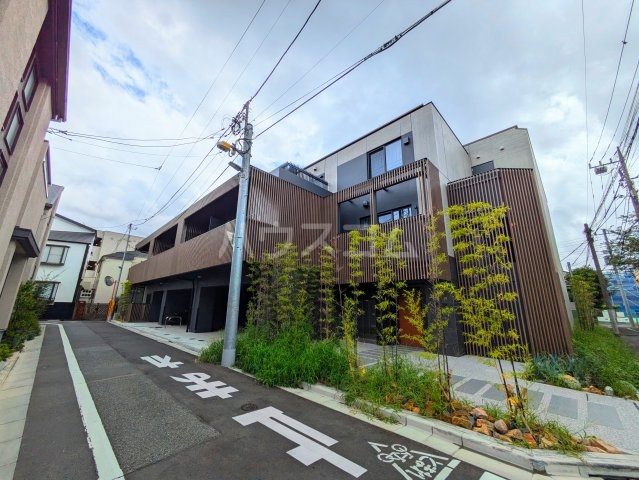 2/30 外観