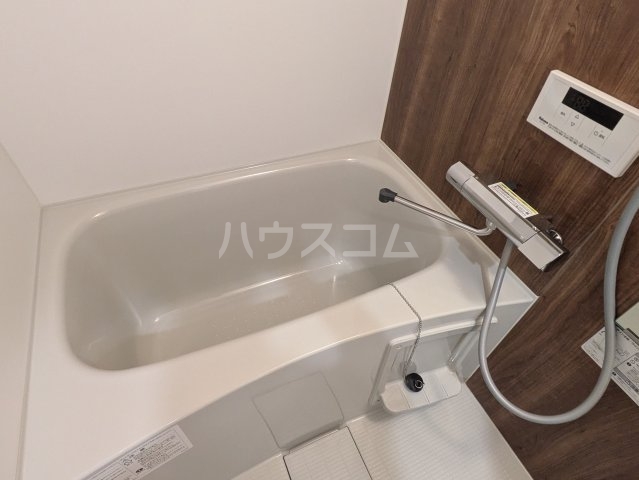 14/30 浴室