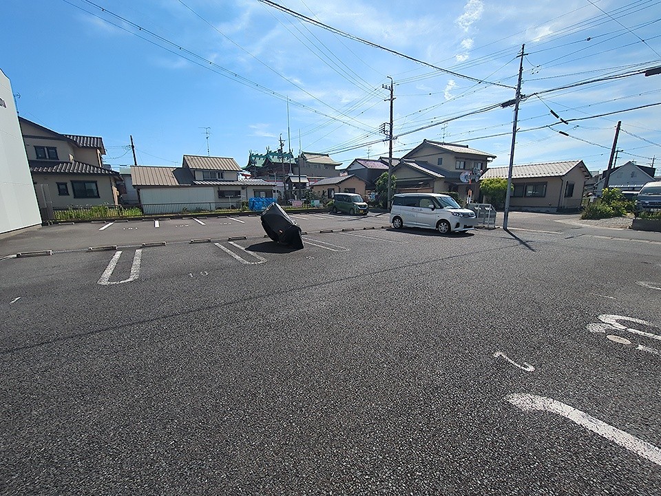 20/21 駐車場