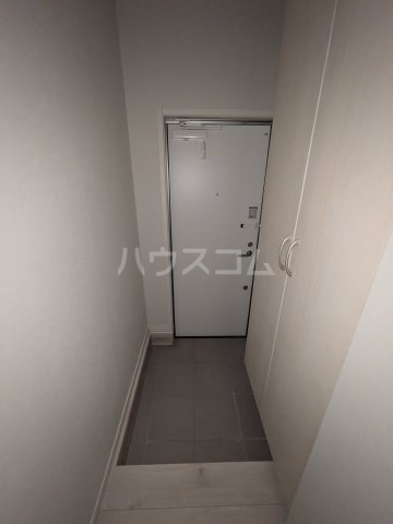 14/30 玄関
