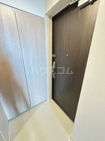 13/30 玄関