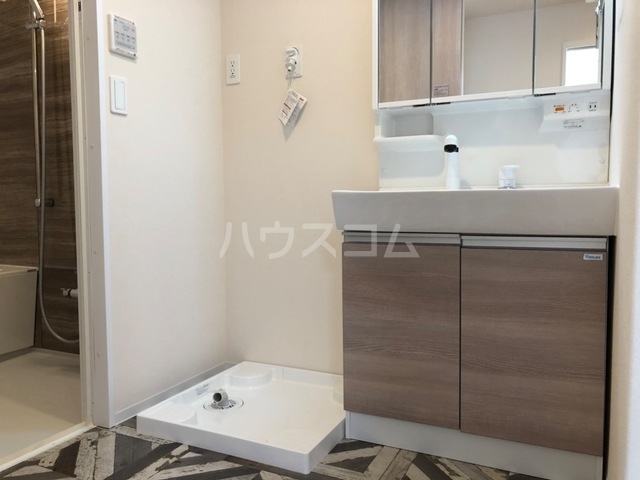 18/27 洗面