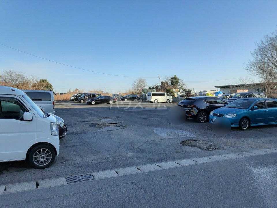 21/30 駐車場