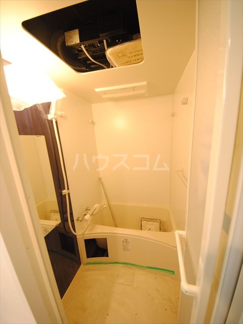 13/29 浴室