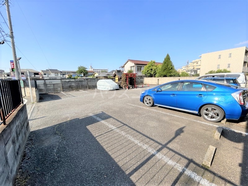 14/18 駐車場