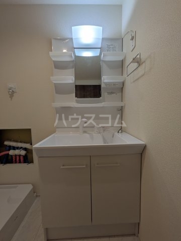 13/30 洗面