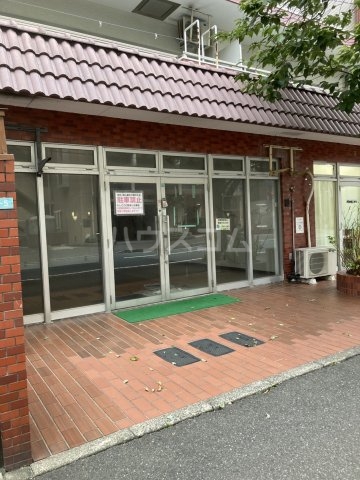 2/5 エントランス