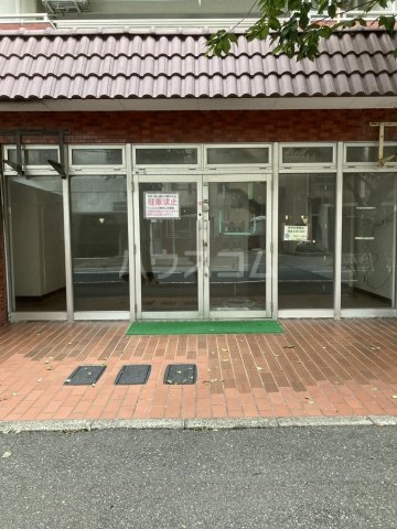 14/15 エントランス