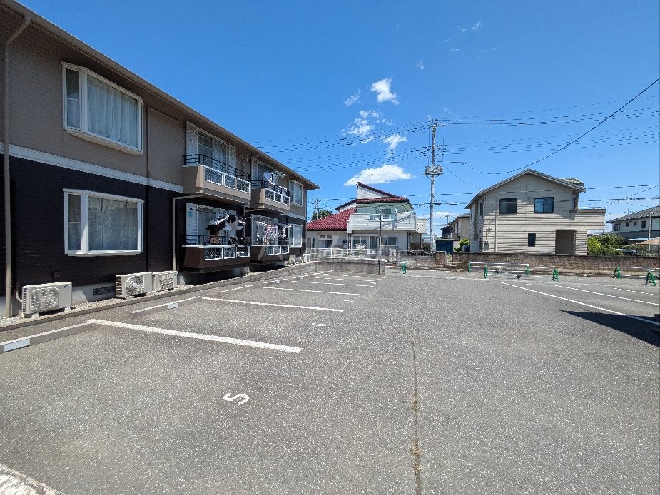19/26 駐車場