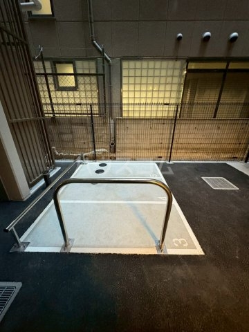 28/30 駐車場