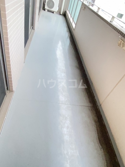 19/30 バルコニー