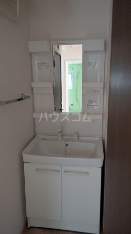 16/25 洗面