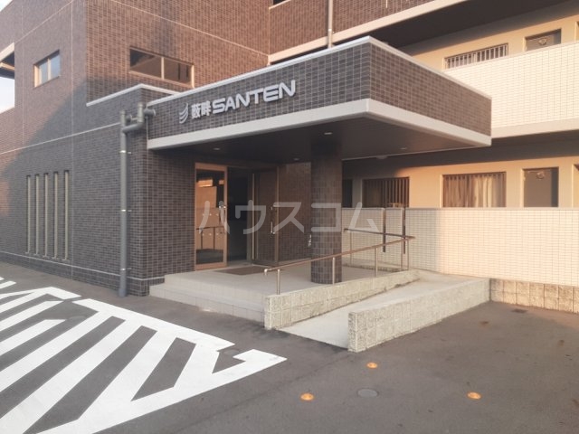 2/10 エントランス