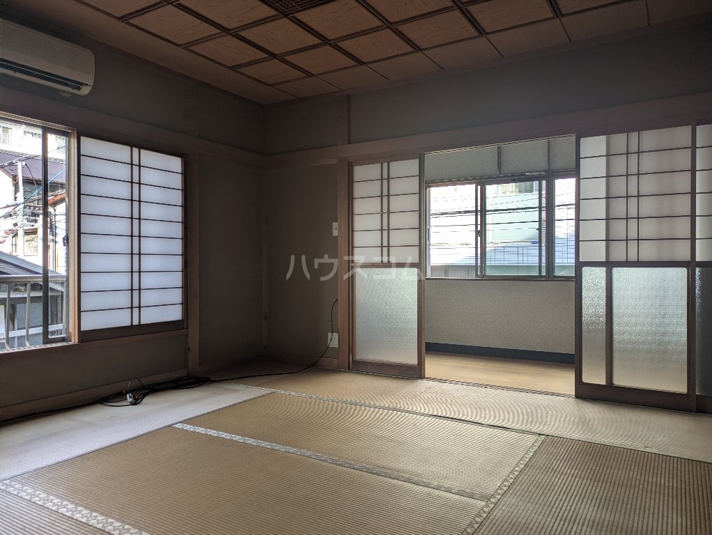 寝室