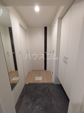 13/30 玄関