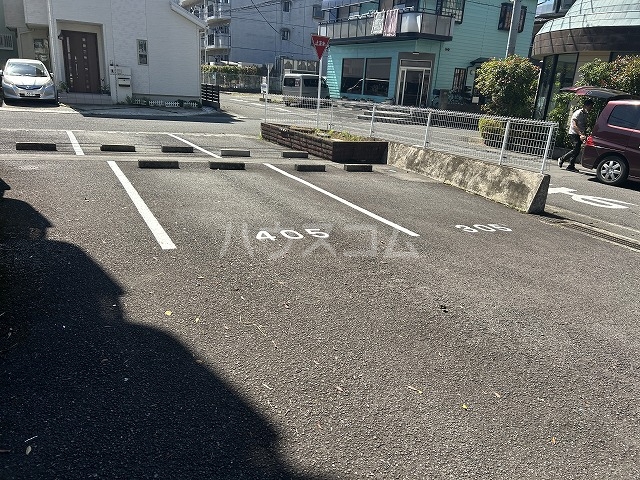 25/29 駐車場