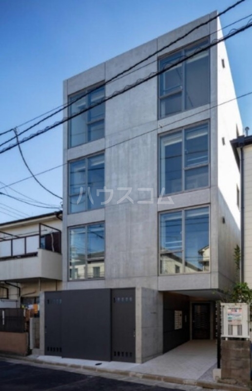 2/10 外観