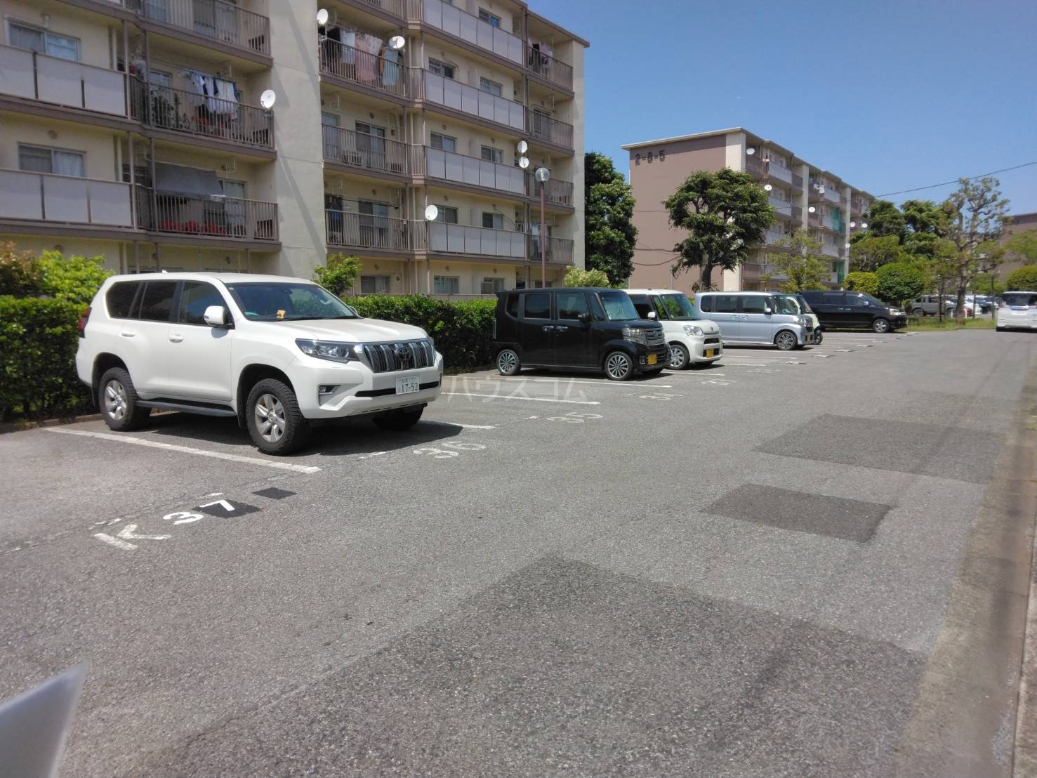3/3 駐車場