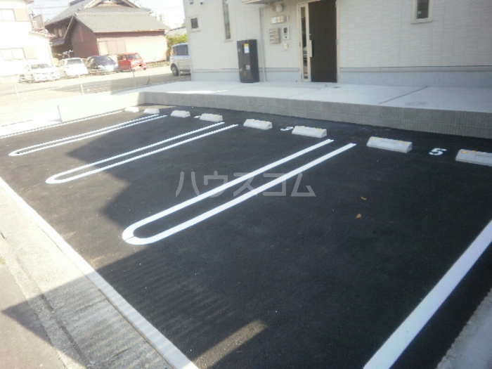 16/26 駐車場