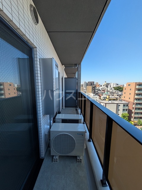23/30 バルコニー