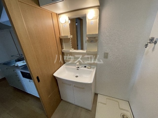 13/30 洗面