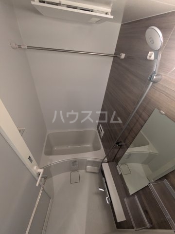 13/30 浴室