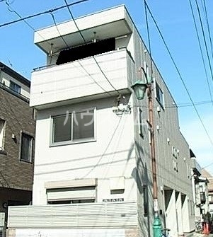 16/19 エントランス