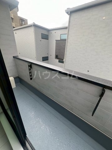 21/30 バルコニー