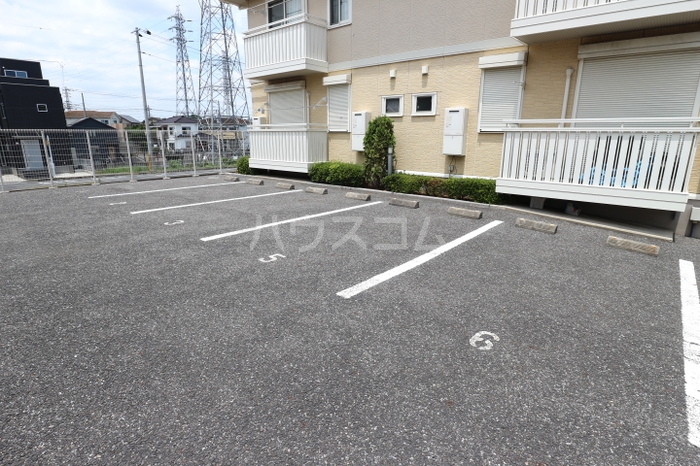 5/5 駐車場