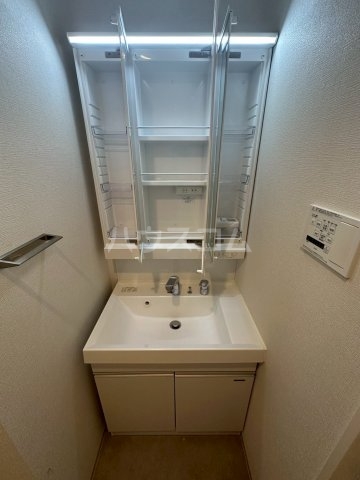20/30 洗面