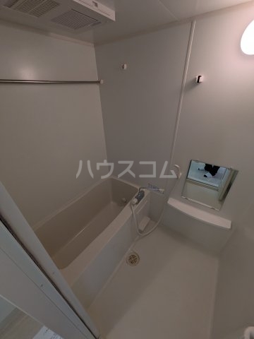 13/30 浴室