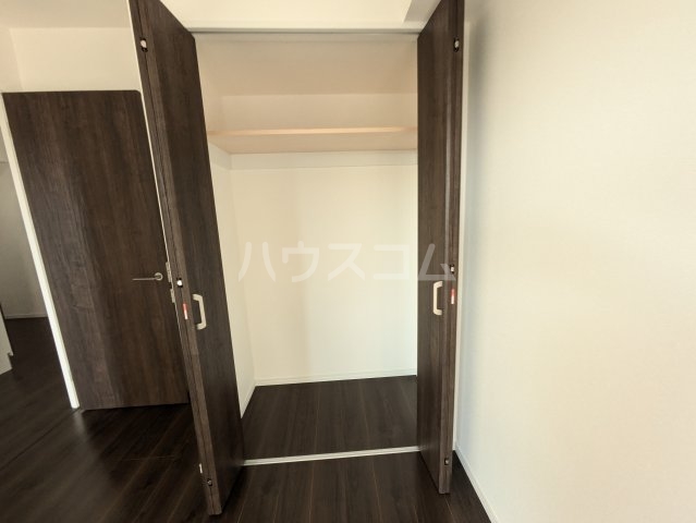 13/30 収納